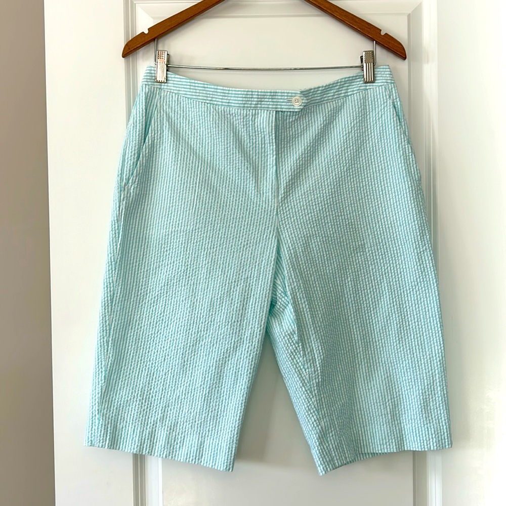 Brooks Brothers Seersucker Shorts Sz 10 w MEASUREMENTS Blue & White